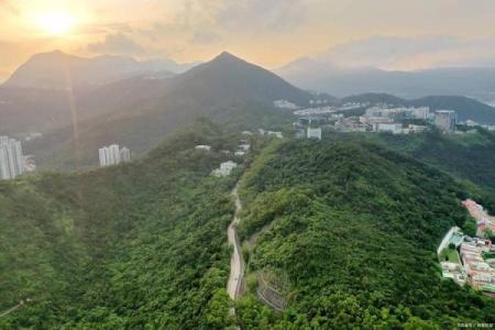 靠山面海的房子风水