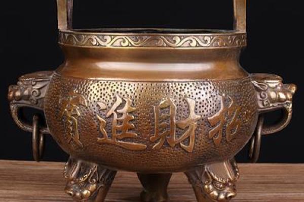 财神爷香炉放钱吗