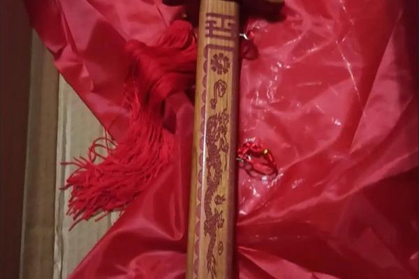 放在西南方风水剑应该挂在哪里