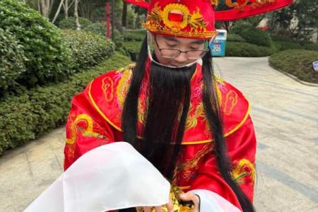 「财神爷」也救不了！这种水果因为谐音无人问津，商家损失惨重