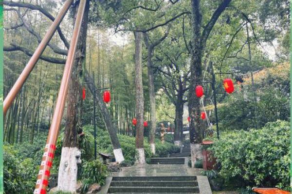 句容茅山月老殿求姻缘 茅山月老祠？