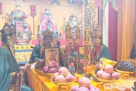 属鸡正缘方位 属鸡的桃花位在哪个方向