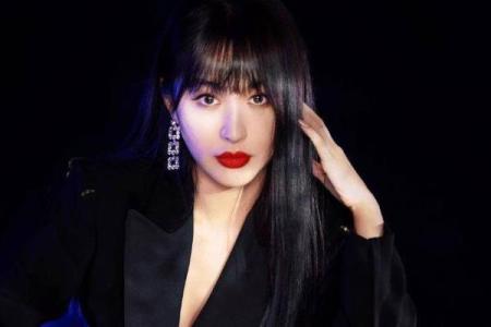 李菲儿八字